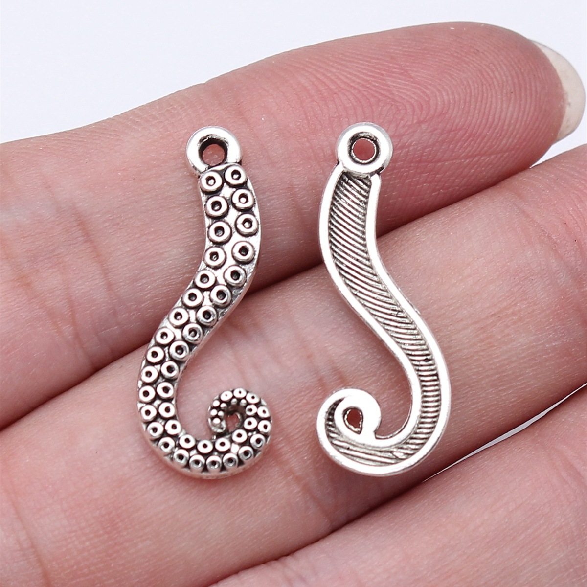 WYSIWYG 20 piezas de 26x10mm,  - Vintage Fashion Stores reseña y precio